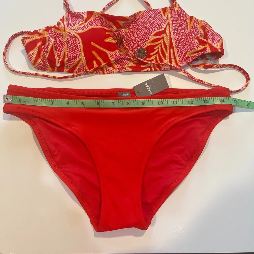 NWT‎ Aerie Bikini Set Deep Coral Tropical Print Starfish Charm Beach Medallion M